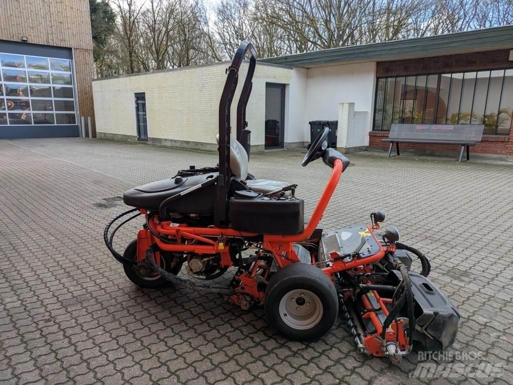 Jacobsen GP 400 騎乘式割草機