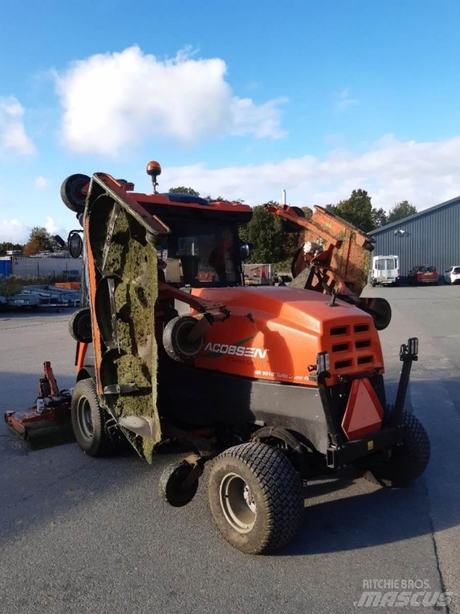 Jacobsen HR 9016 騎乘式割草機
