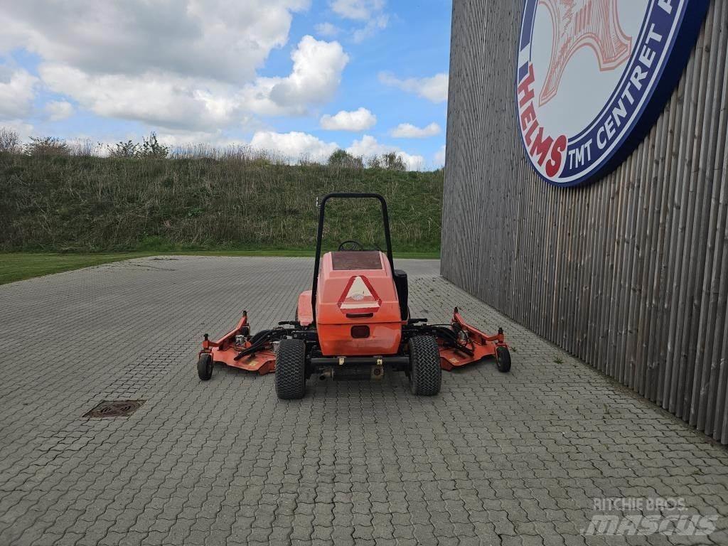 Jacobsen HR5111 騎乘式割草機
