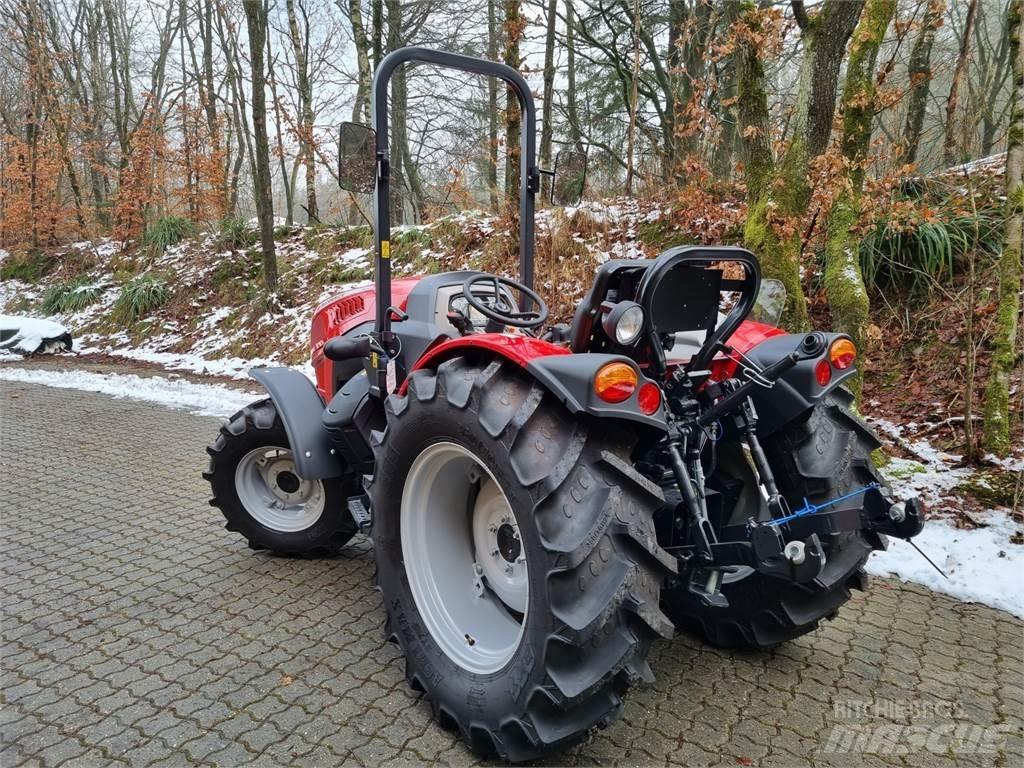 McCormick X2.055 曳引機
