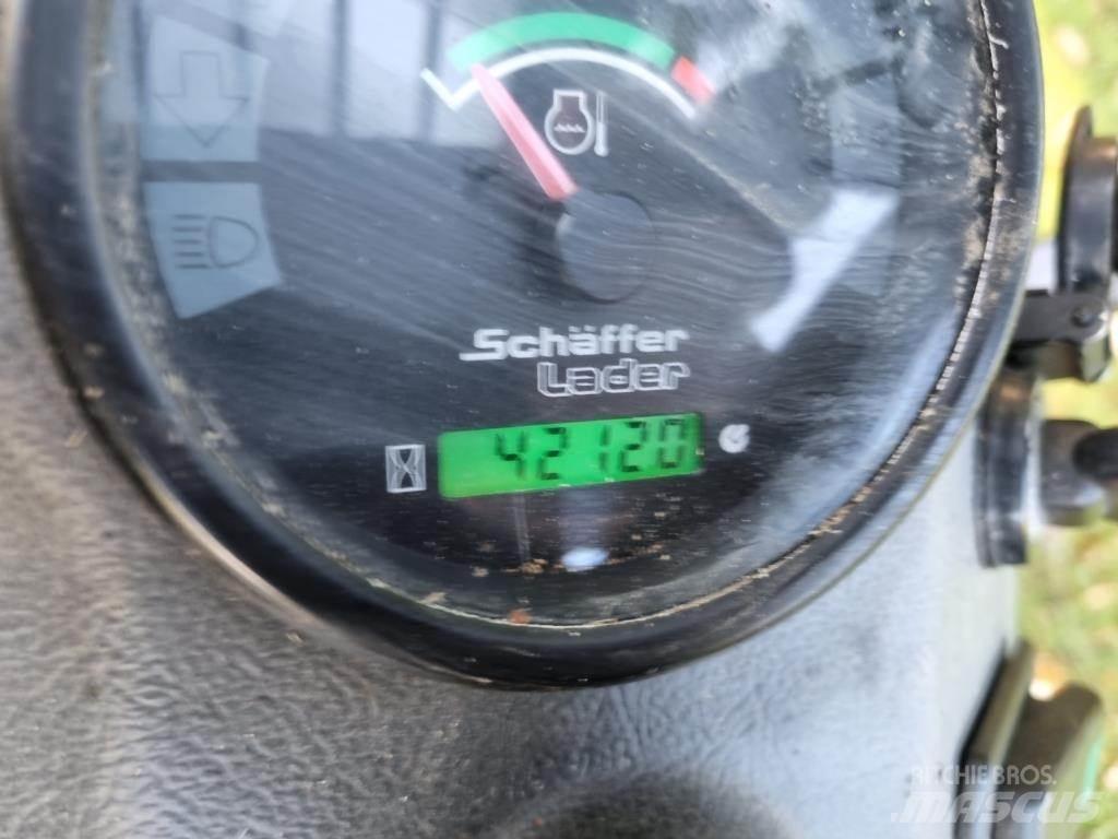 Schäffer 2028 小型裝載機