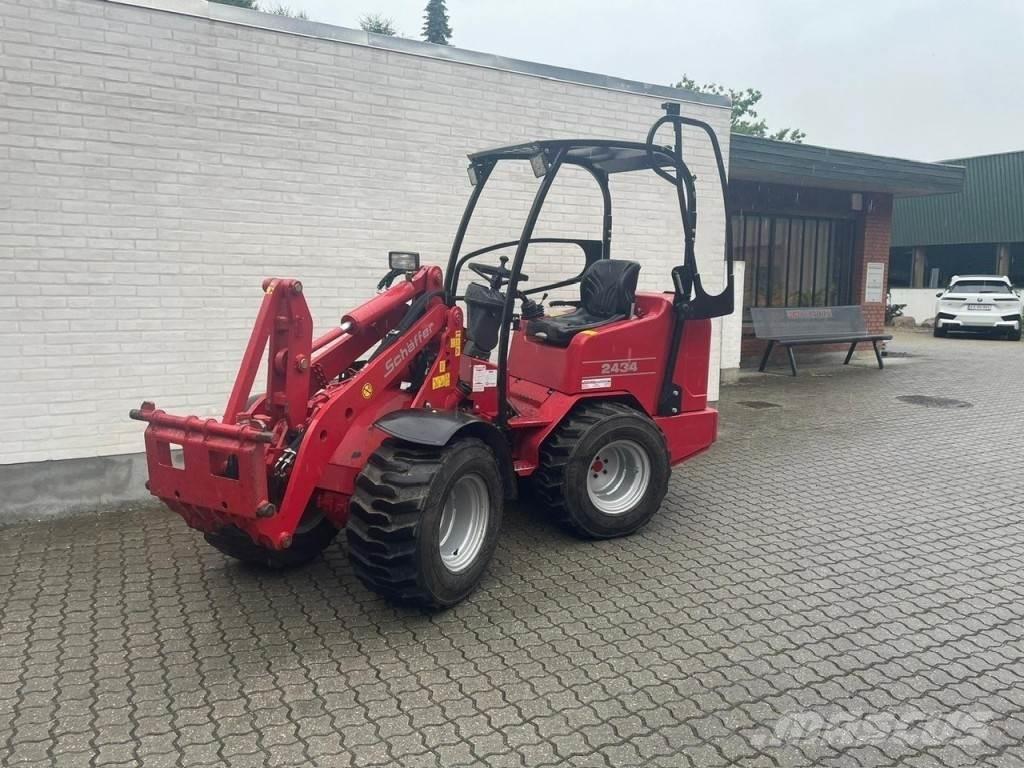 Schäffer 2434 小型裝載機