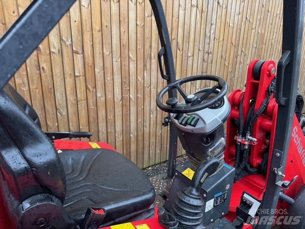 Schäffer 3650 小型裝載機