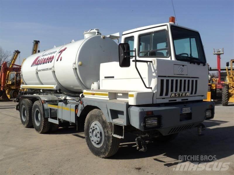 Astra BM304 運油車