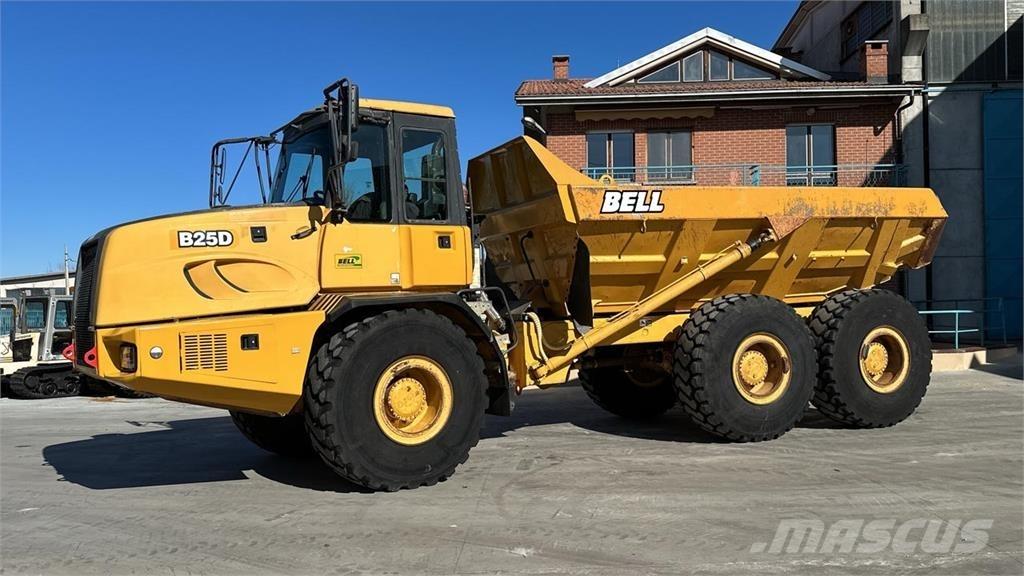 Bell B25D 6x6 側卸礦車