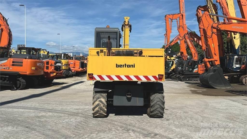Bertani S3A 4X4 旋轉式挖土機/掘鑿機/挖掘機