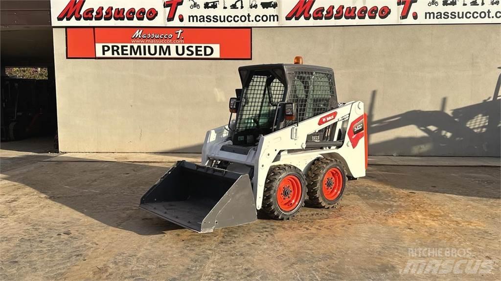 Bobcat S100 4X4 滑移轉向裝載機