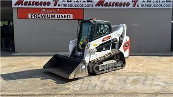 Bobcat T590 滑移轉向裝載機