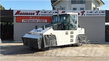 Bomag BW 24 R 土壤壓實機