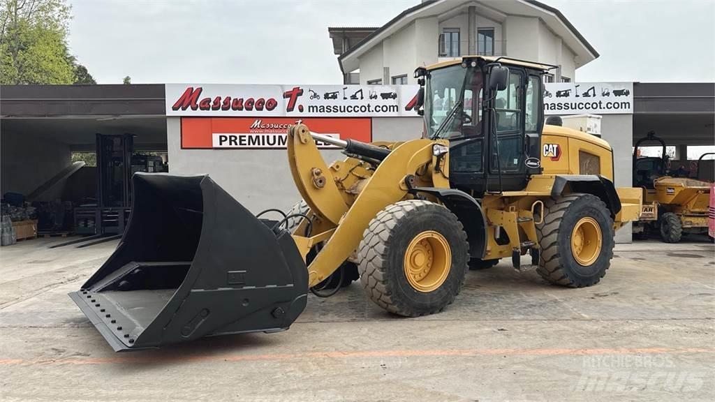 CAT 938K 輪胎式裝載機