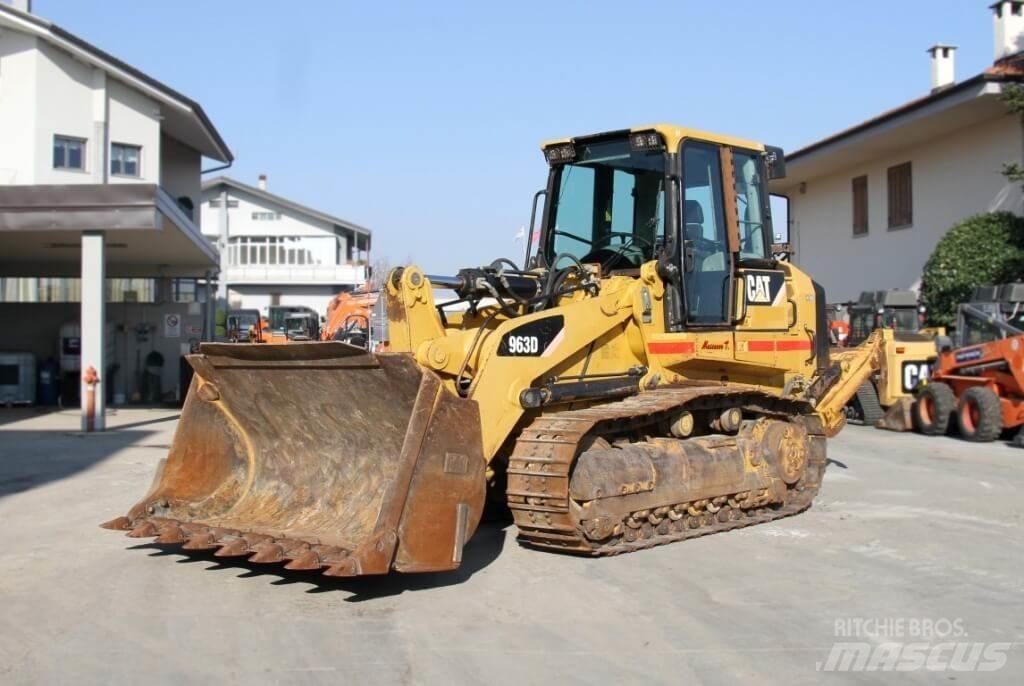 CAT 963D 輪胎式裝載機