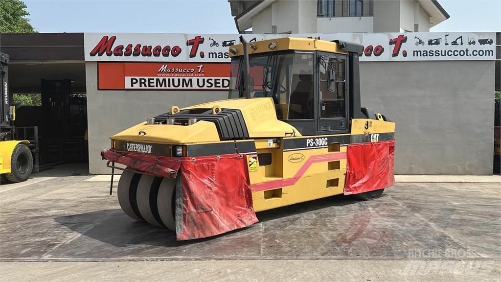 CAT PS-300C 土壤壓實機