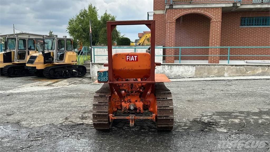 Fiat 312R 刮雪板和犁