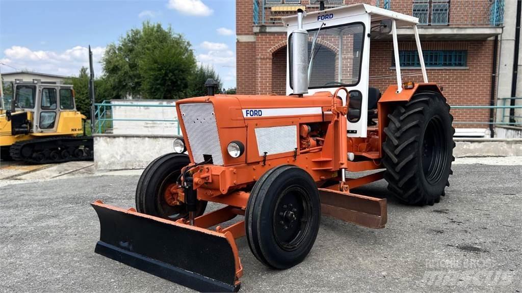 Ford 5600 4X2 履帶推土機