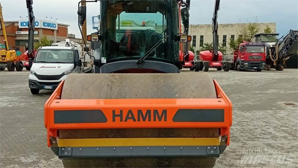 Hamm HC120i 土壤壓實機