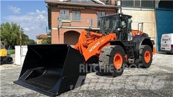 Hitachi ZW220-5B 輪胎式裝載機