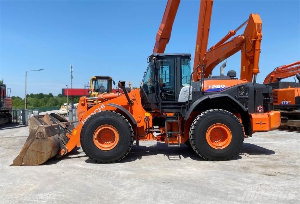 Hitachi ZW250-6 輪胎式裝載機