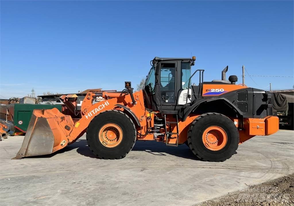 Hitachi ZW250-6 輪胎式裝載機