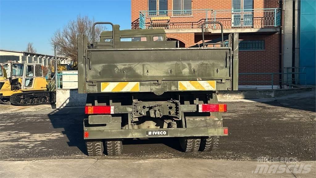 Iveco 260-35 6x4 其他貨車