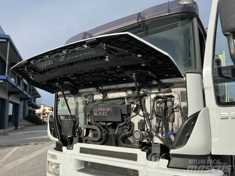 Iveco 350 6X2 其他貨車
