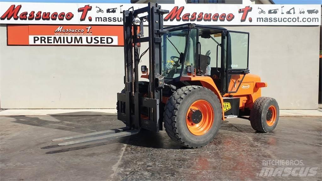 JCB 940 4x2 越野車