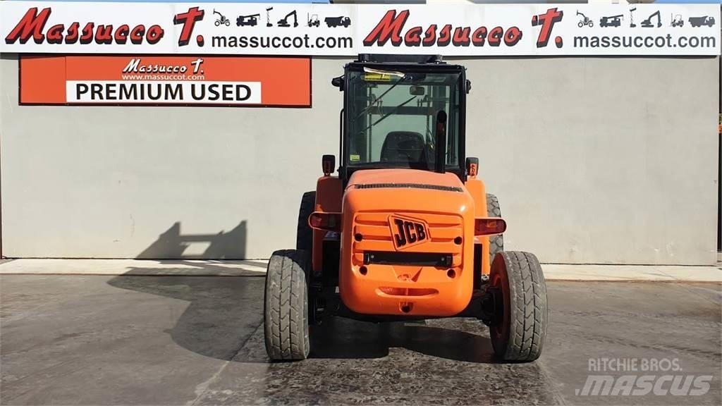 JCB 940 4x2 越野車