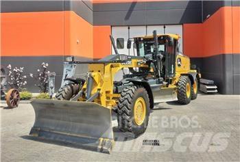 John Deere 622 GP 6X6 履帶推土機