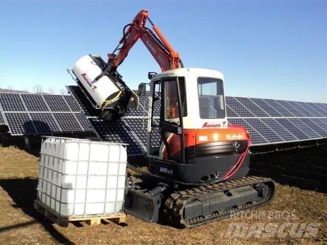 Kubota U45 小型挖土機/掘鑿機<7t(小型挖掘機)