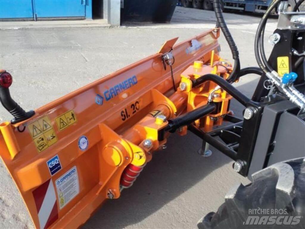 Landini Rex 85 刮雪板和犁