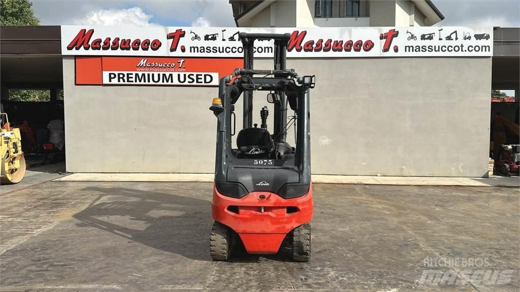 Linde E30L 電動堆高機