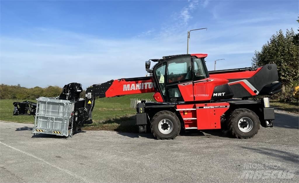 Manitou MRT2545 伸縮臂操作車