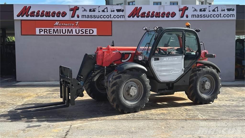 Manitou MT932 4x4x4 伸縮臂操作車