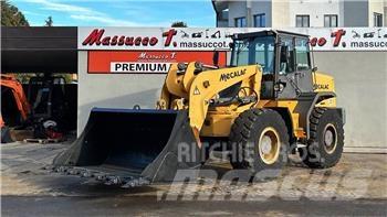 Mecalac AS210 4X4 輪胎式裝載機
