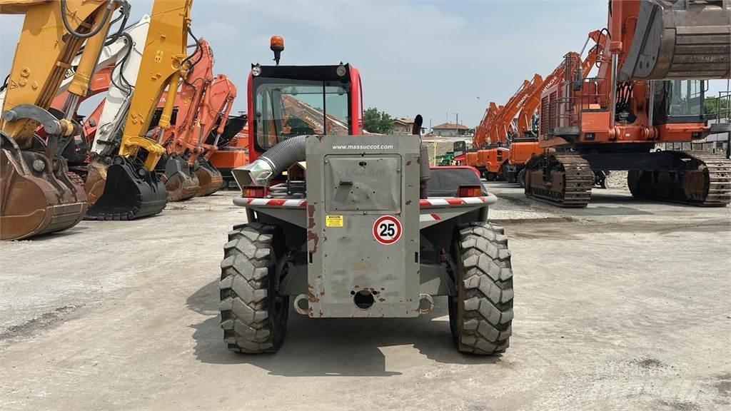 Merlo P38.13 LOX 伸縮臂操作車