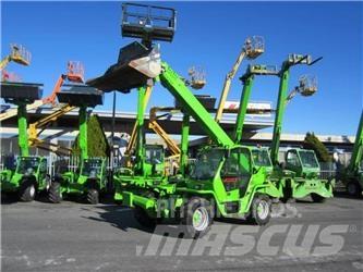 Merlo P38.14 伸縮臂操作車