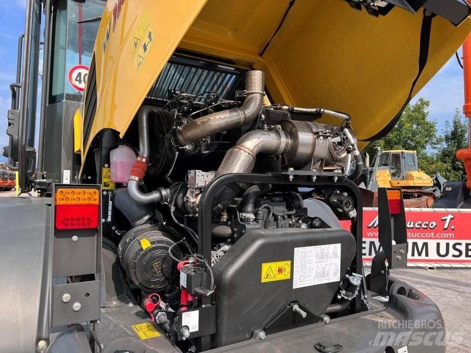 New Holland W110D 輪胎式裝載機