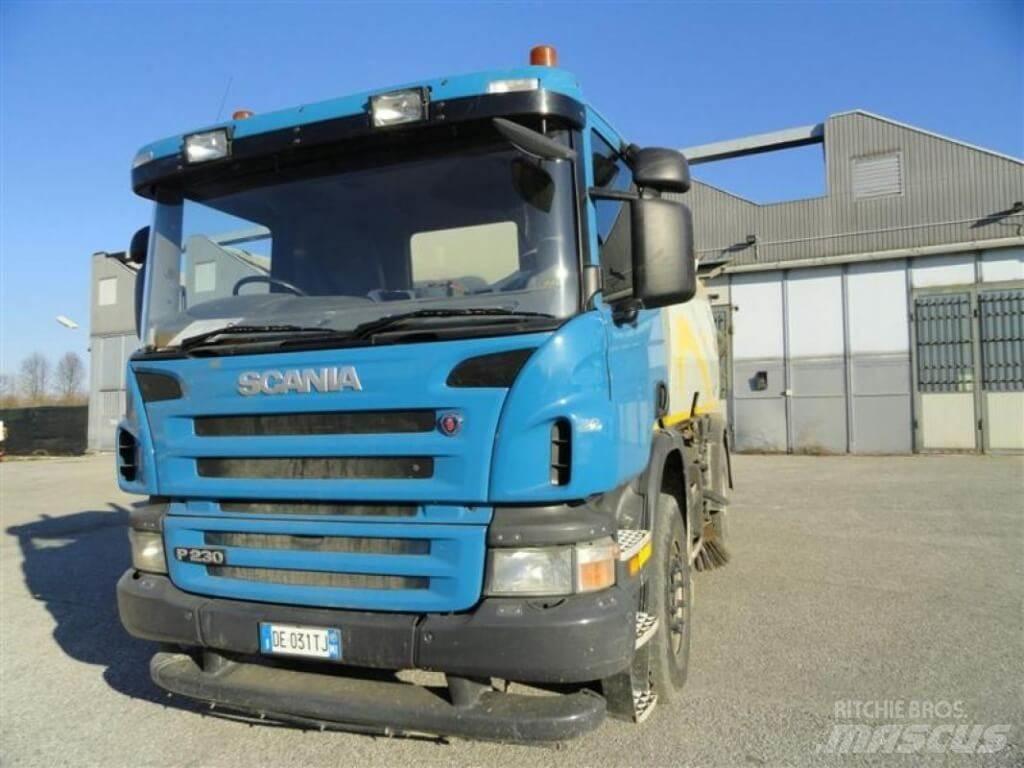 Scania P 230 Bucher 清掃車