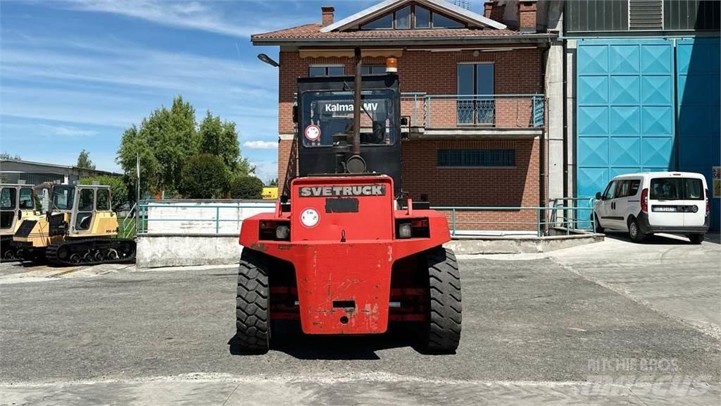 Svetruck 12-120 35 柴油卡車