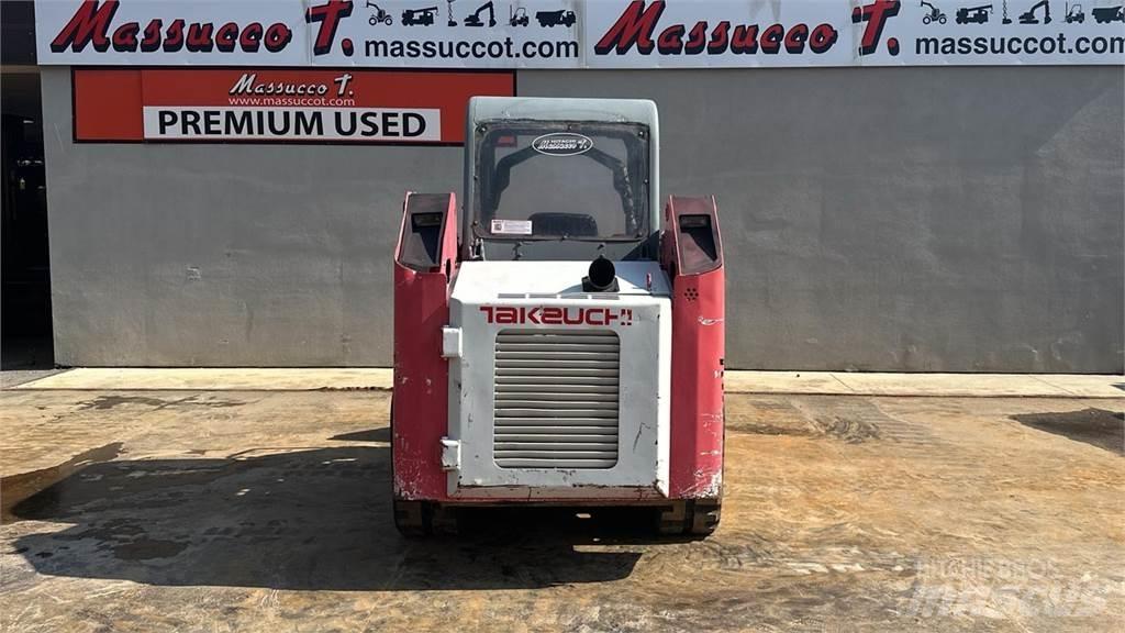 Takeuchi TL130 滑移轉向裝載機