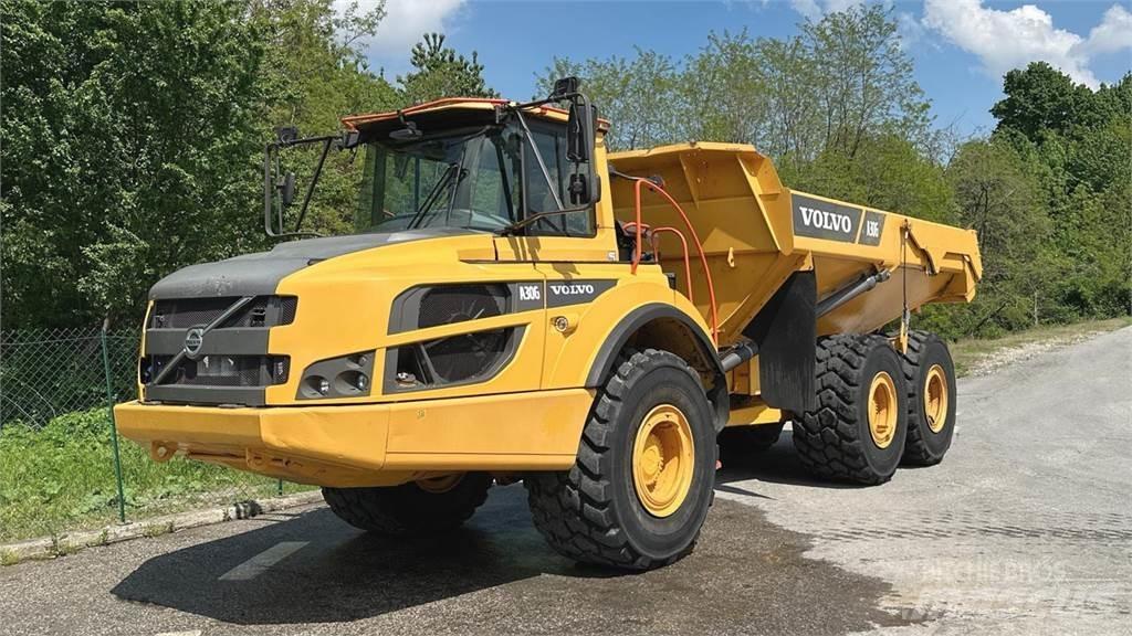 Volvo A30G 6X6 側卸礦車
