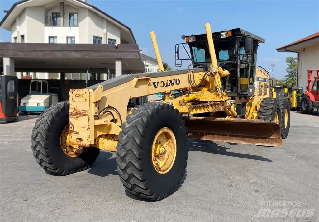 Volvo G740VHP 履帶推土機