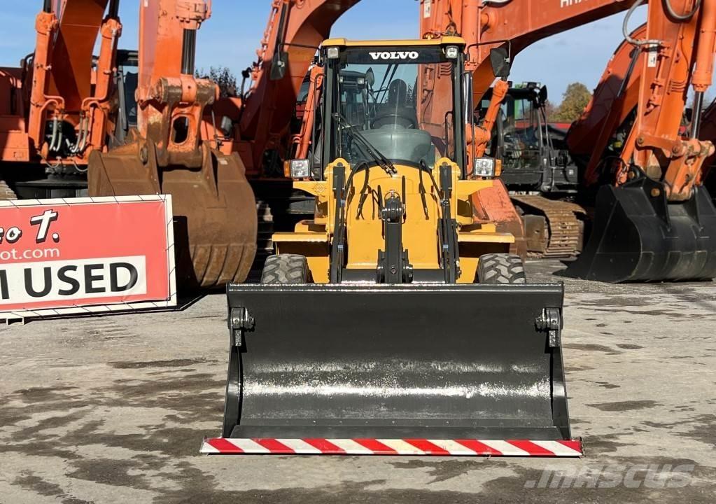 Volvo L30G 輪胎式裝載機