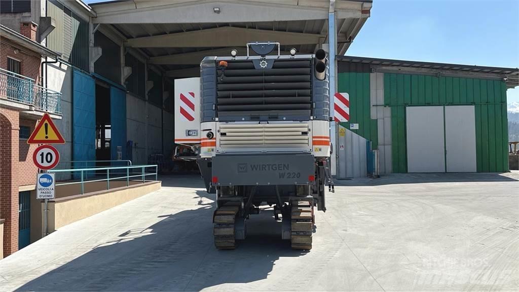 Wirtgen W220 瀝青冷銑刨機/銑床
