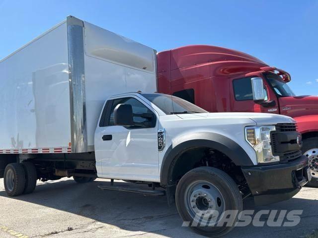 Ford F450 XL 4x2 貨箱式卡車