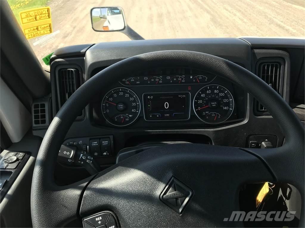 International MV 商用底盤車