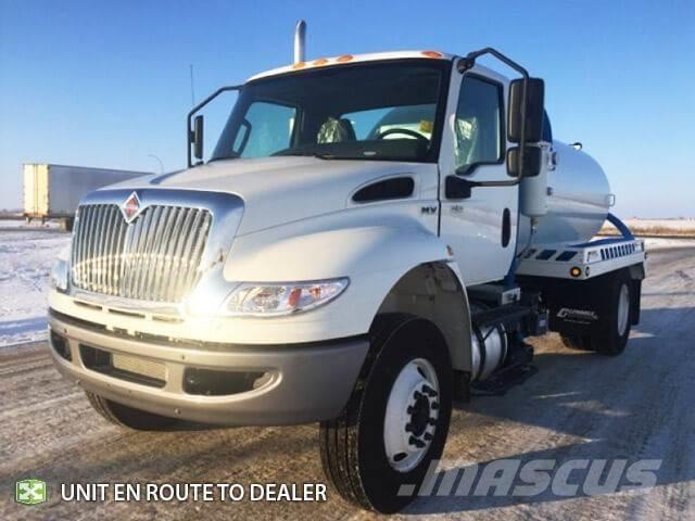 International MV 垃圾車