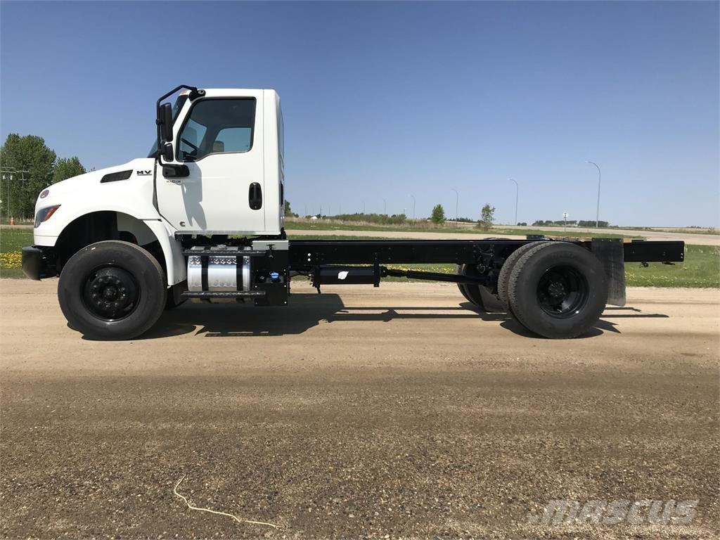 International MV 商用底盤車