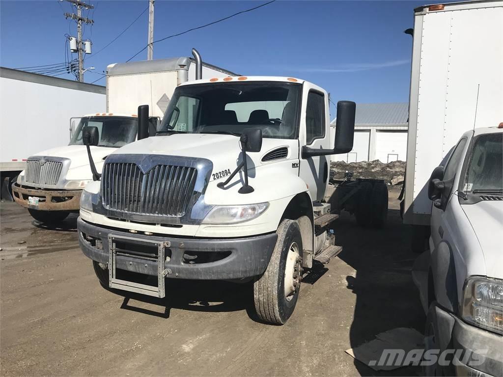 International MV 商用底盤車