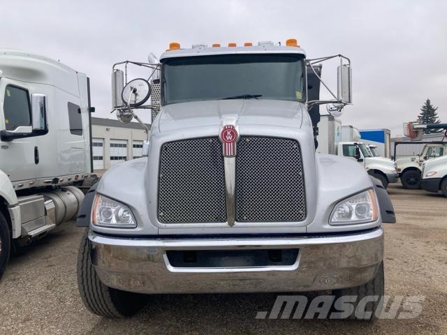 Kenworth T300 傾卸式卡車