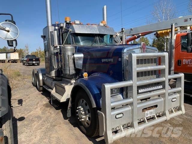 Kenworth W900 曳引機組件